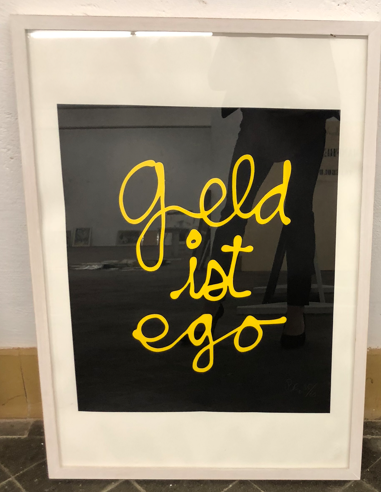 geld ist ego